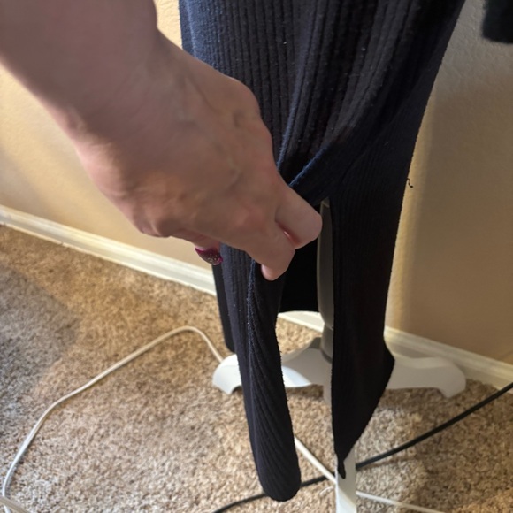 Abercrombie & Fitch Skirt Set S/M
Black Ribbed Wrap Crop Top & Maxi Skirt Stretc - Picture 9 of 16